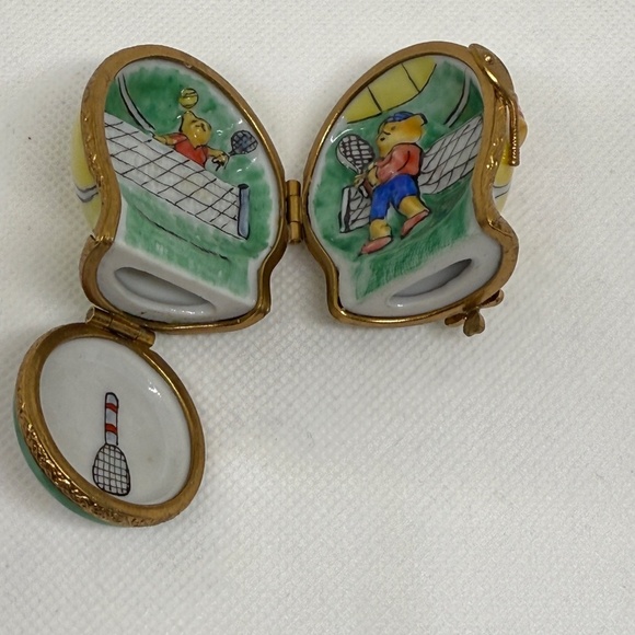 Rare Limoges France Trinket Box – Bear on Tennis Ball, Triple Hinged - Picture 3 of 14